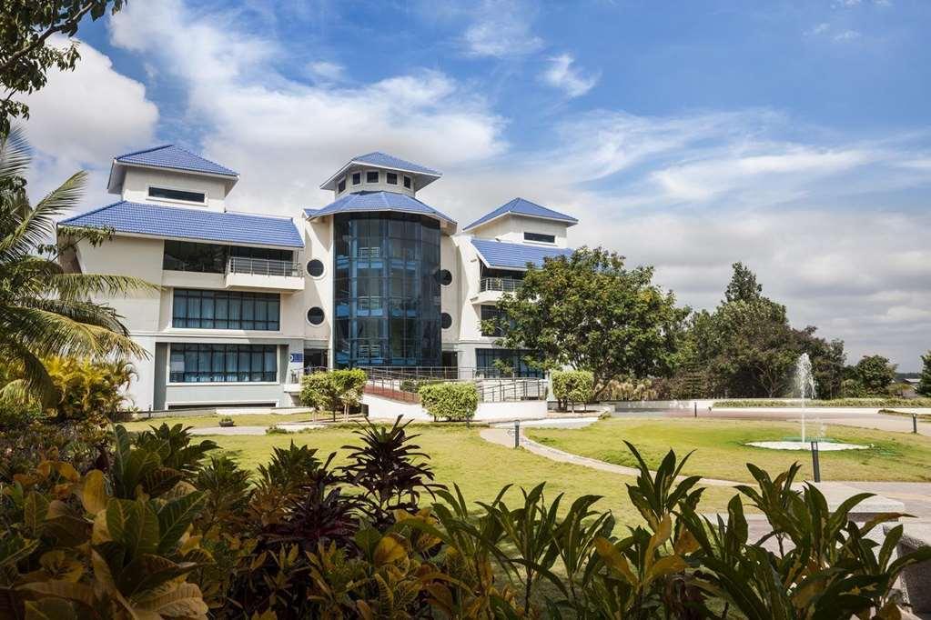 Clarks Exotica Convention Resort & Spa Devanahalli Eksteriør billede
